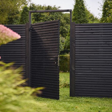 Grenen geschaafd latten scherm, recht horizontaal/verticaal, 180x180x5cm zwart gespoten