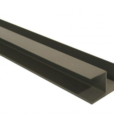 Stalen hoekprofiel met structuur poedercoating t.b.v. H-gleufpaal, 4 x 8 x 220 cm, kwartsgrijs RAL70