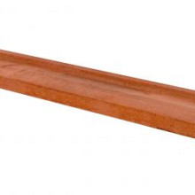 Hardhouten fundamentbalk 4,5 x 8,5 x 300 cm.